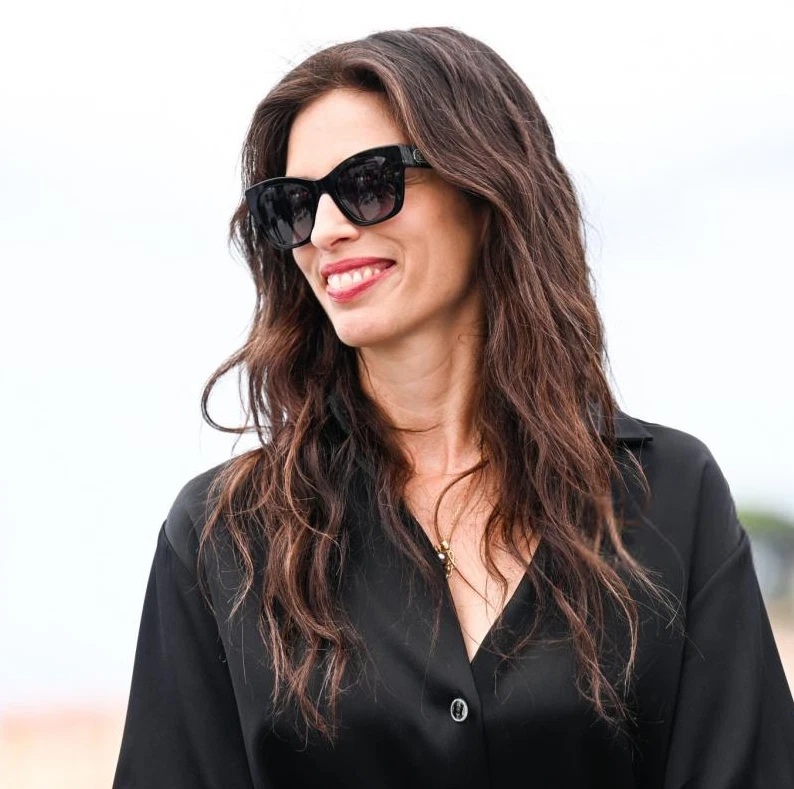 NEW CHANEL 5478 SQUARE HEART SUNGLASSES BLACK & GOLD 501/S4! SHIPS TODAY! - Image 3 of 4