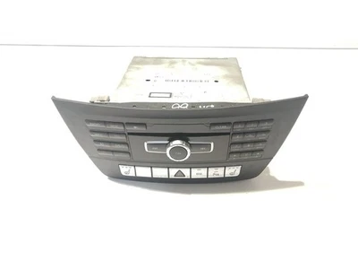 MERCEDES C CLASS STEREO SAT NAV HEAD UNIT A2049003311 2012 - Image 1 of 4