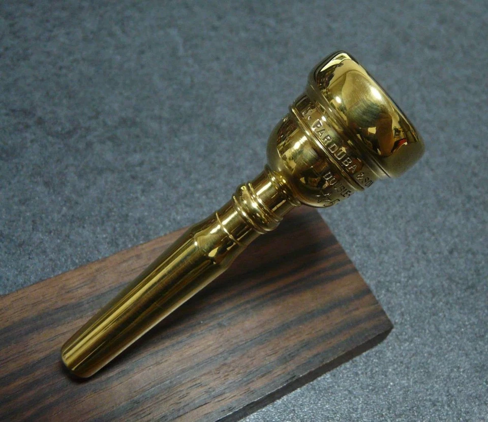 Boquilla trompeta chapada en oro vintage parduba h.james modelo 5 Foto 3 de 4