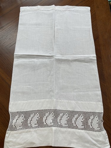 Vtg White Linen Hand Towels Set Of 2 Lace, Textured, Cutwork 19x14 & 25x14 - Picture 8 of 9