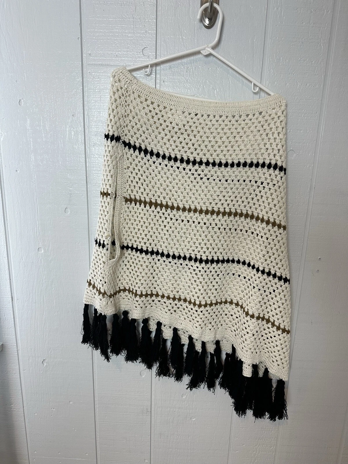 Anthropologie NWT Womens One-Shoulder Crochet Tassel Cream Black Boho Poncho OS