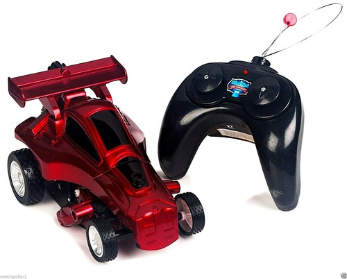 BLUE HAT,TRANSFORMING REMOTE CONTROL R/C CAR,CHANGE FROM CAR TO ROBOT,RED,6+,NEW - Picture 2 of 8