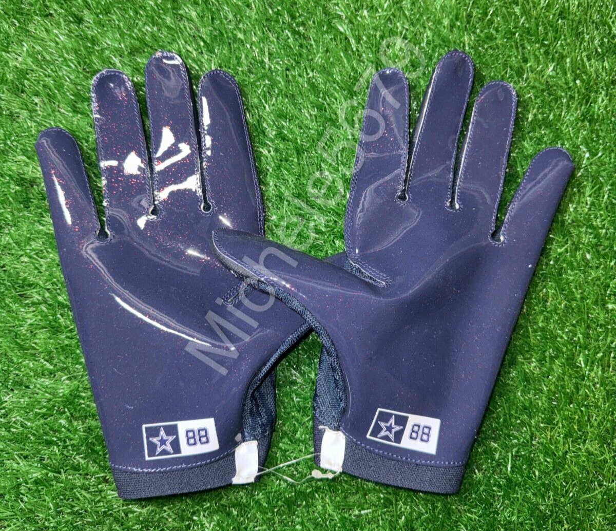 Nike NFL CeeDee Lamb #88 Cowboys PE Vapor Knit Football Gloves