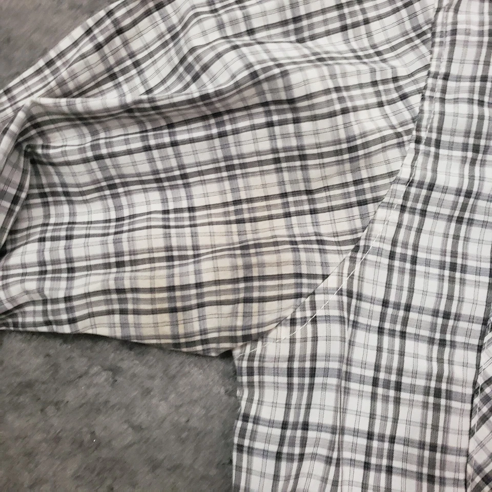 Sahara Club Shirt Mens L Large Gray White Button Up Long Sleeve Casual Plaid * - Image 3 of 4