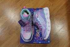 NWT GIRLS SKECHERS SZ 3 BOOTS LIGHT UP HEARTS