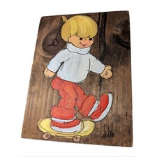 Obra de arte vintage años 60 70 pintada a mano sobre madera niño en monopatín 8x10