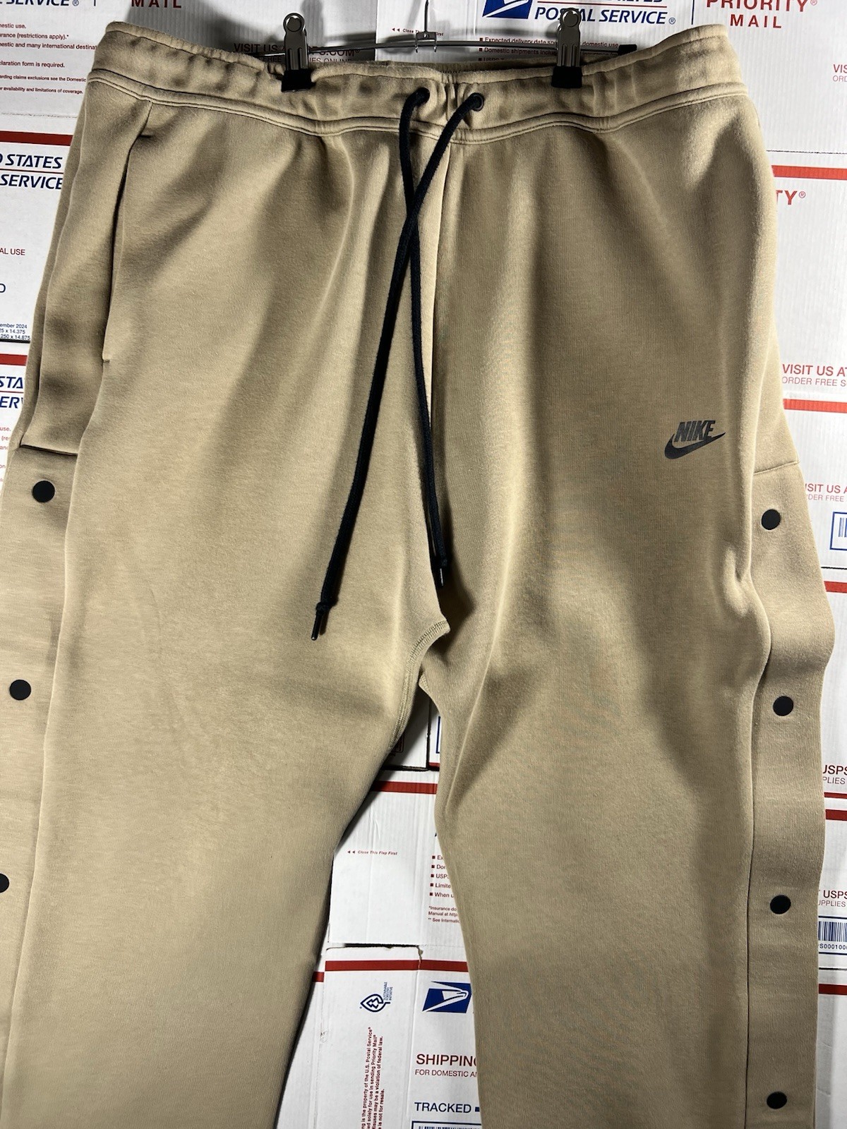 Nike Sportswear Tech Fleece Breakaway Tan Open Hem Sweatpants Men’s Sz XL BAGGY thumbnail 4