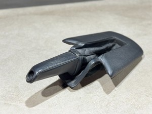 7055784 Mittel Konsole Handbremshebel Verkleidung Schaltsack Schwarz BMW Z4 E85