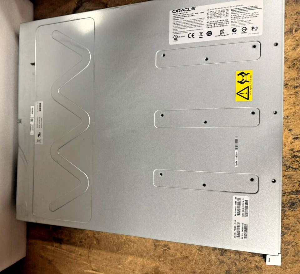 SUN ORACLE Storage Tek 2540 FC Array with 2x146GB 15K 1x375-3499 2xDC Power - Image 2 of 3