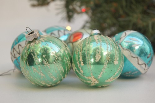 Vintage Mercury Glass Balls Baubles Christmas Ornaments With Glitter And Frosted - Picture 5 of 9