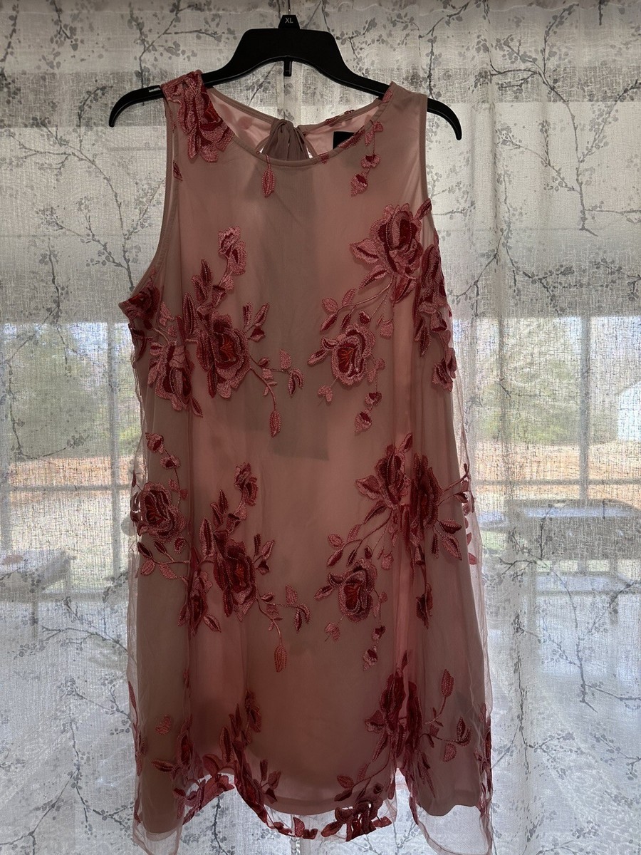 ECI New York Pink Dress With Pink Embroidered Flowers Bow Tie Back Womens XL ECI New York Pink Dress With Pink Embroidered Flowers Bow Tie Back Womens XL