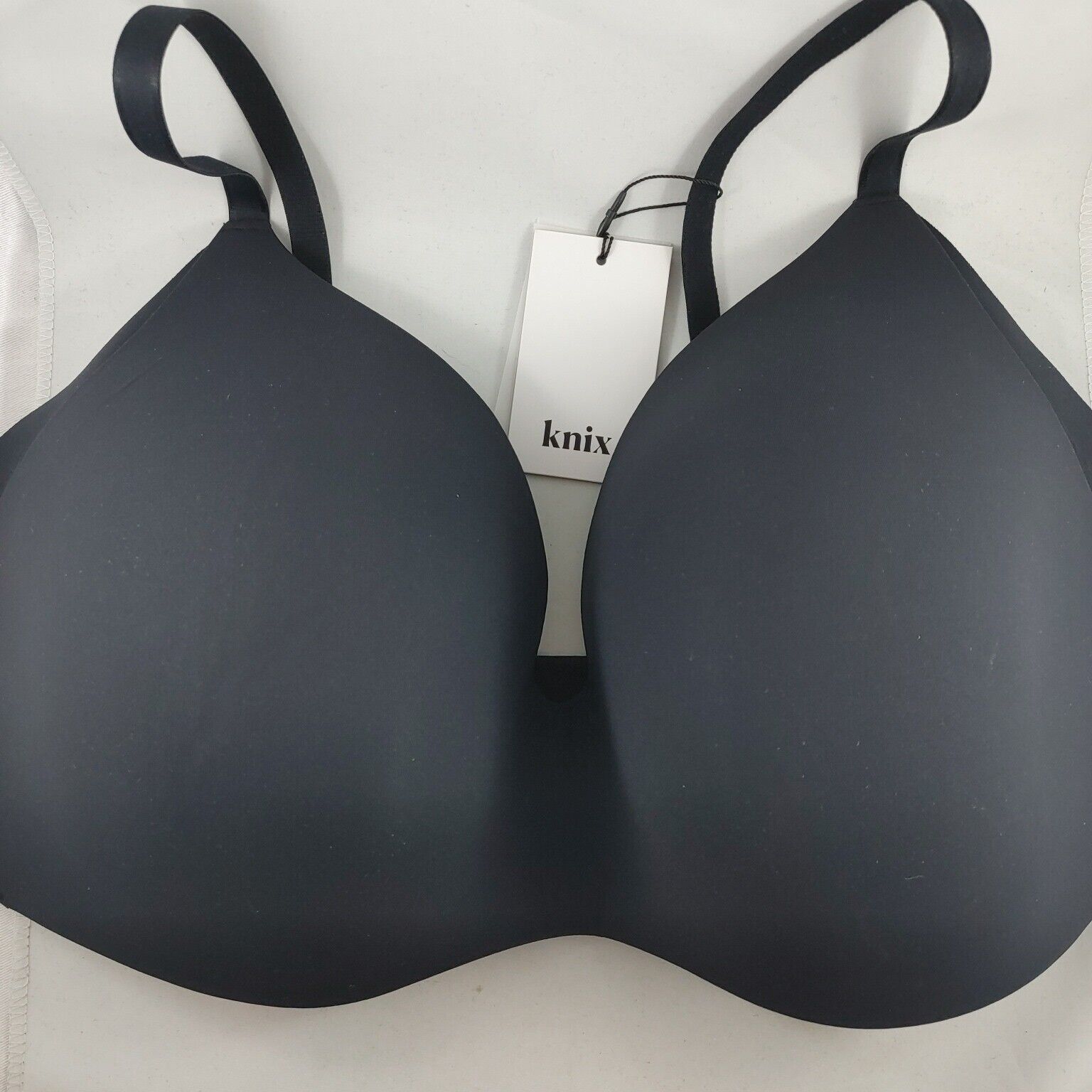 KNIX Wing Woman Contour Bra in Black - KNIX Size 8+ Padded Wirefree New  B103