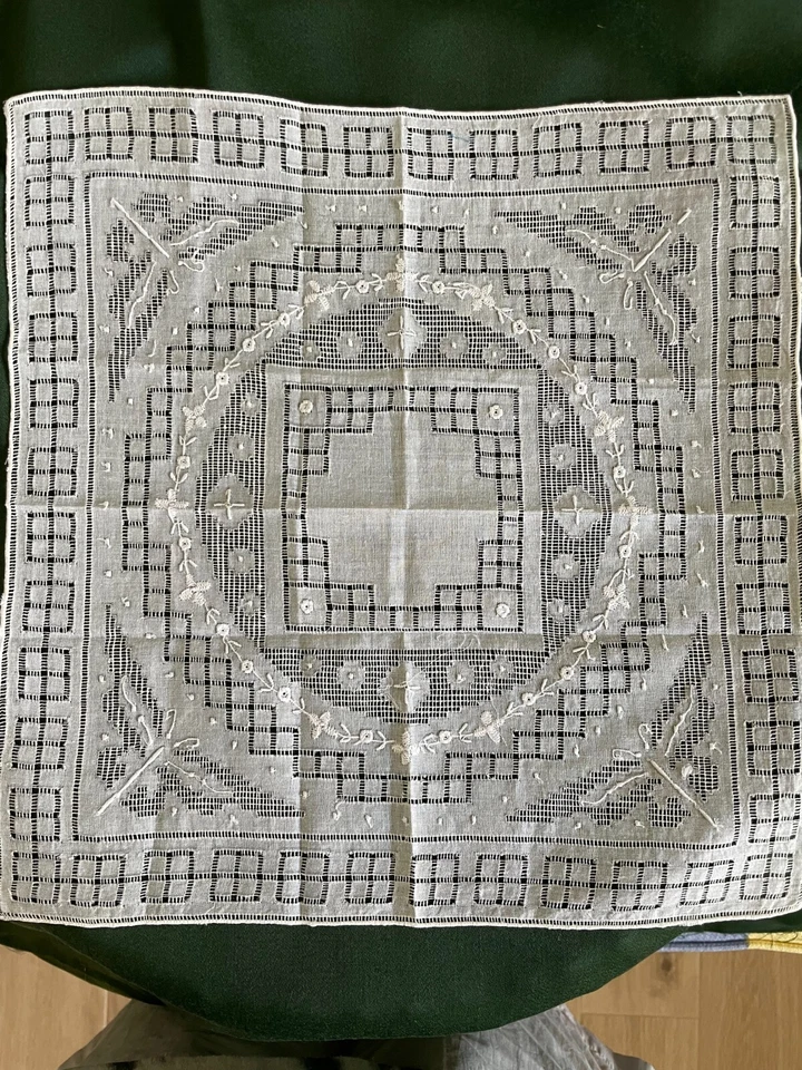 Pañuelo de boda bordado Appenzell auténtico 11 1/2" - 29 cm vintage Foto 2 de 4