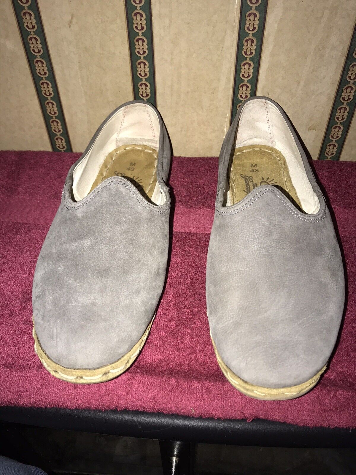 Picture 2 of 6