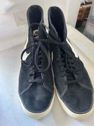 Nike Blazer Mid 77 Men's Size 10 US Black 630656-090 Suede Athletic Shoes - Picture 2 of 8