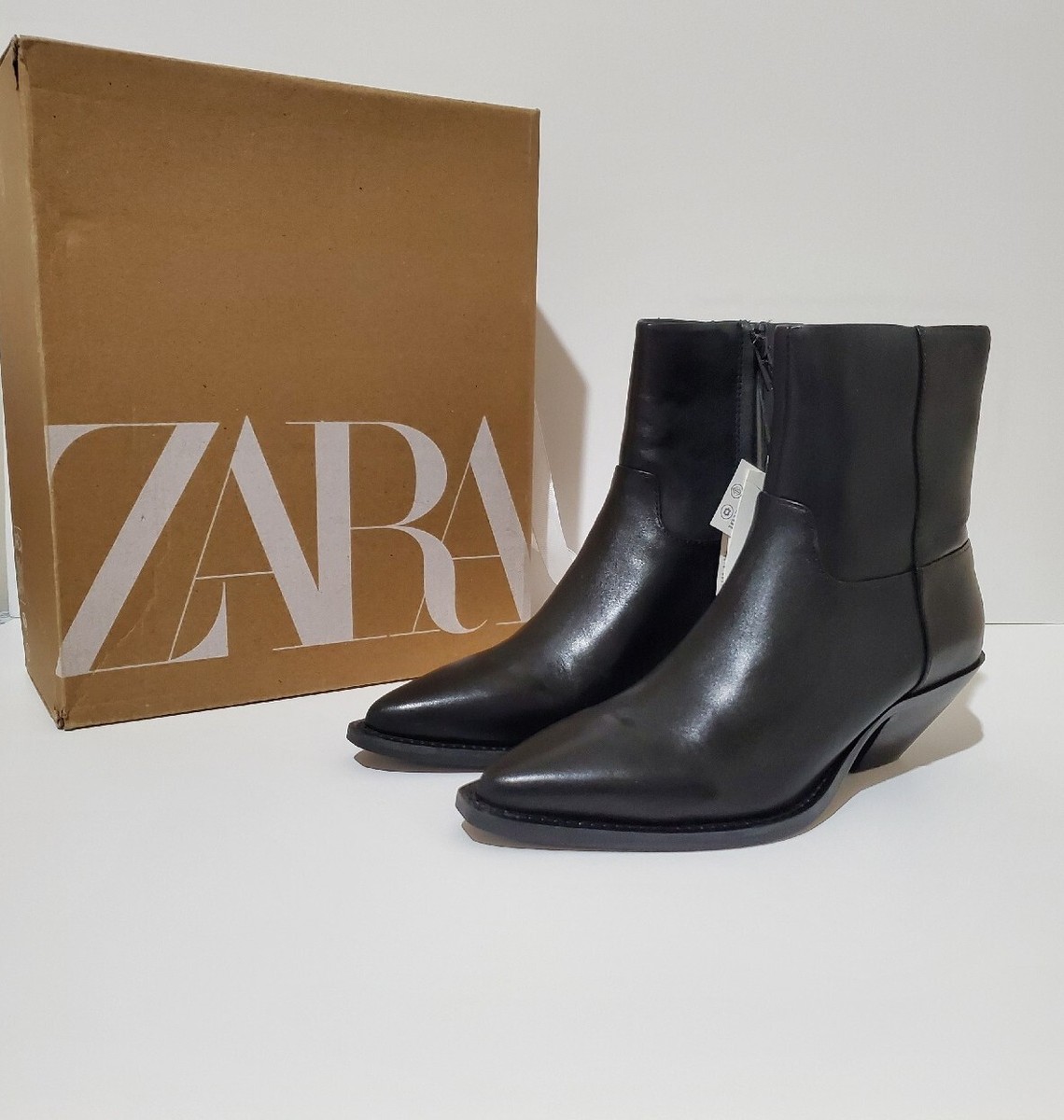 ZARA／ウエスタンブーツ37 ザラ ZARA ウエスタンブーツ レザーショートブーツ 黒 未使用 37