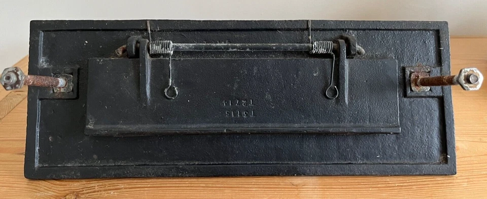 Antigua combinación de ranura de correo negro martillado de hierro forjado/llama postal 11 3/4" Foto 4 de 4