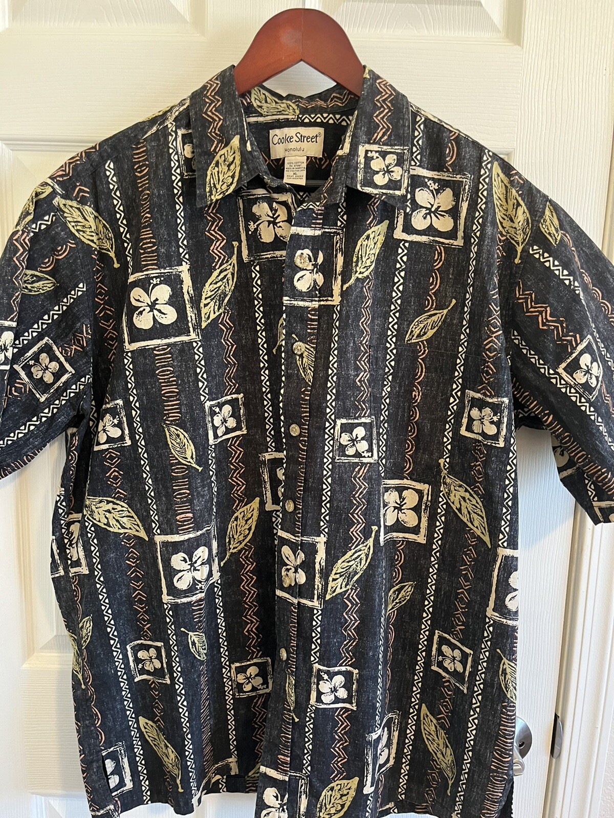 Picture 1 of 6