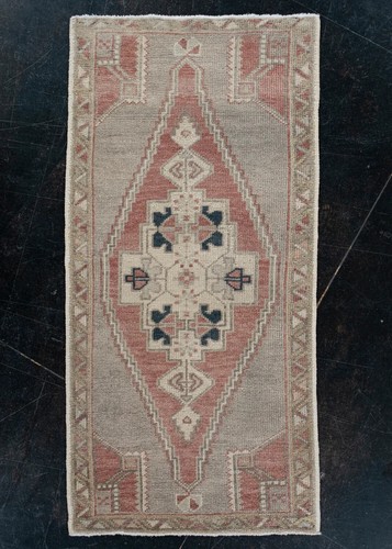 Oriental Hand Knotted Vintage Turkish Mini Rug 1'8" x 3'6" #10221 - Picture 7 of 7