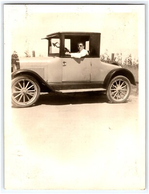 Man in a Vintage Car Possibly an Essex?  3 x 4 in B&W Photograph
