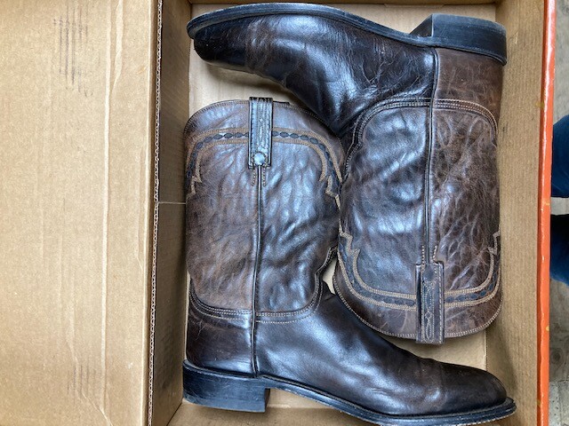 lucchese mens dress boots