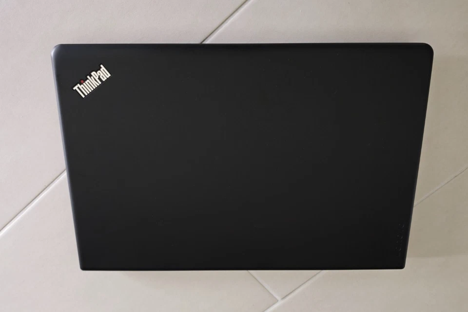 Lenovo ThinkPad E570 · i5-7200U · 8GB · 180GB, Foto 1 von 5