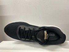 Under Armour Charged Breeze Sneaker Herren Trainers Schwarz EU 42,5 UK 8 US 9