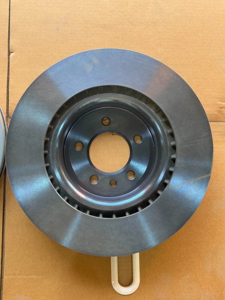 КОМПЛЕКТ ДИСКОВЫХ КОЛОДОК ПЕРЕДНЕГО ТОРМОЗА РОТОРА LAND ROVER И ДАТЧИК RR SPORT SC MR0178 OEM - Изображение 3 из 4