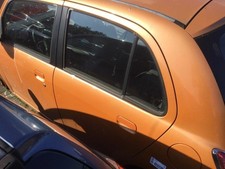 Porte arrière et accessoires Daihatsu TREVIS