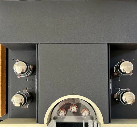 CONRAD JOHNSON LP-70S AMPLIFICADOR DE POTÊNCIA TUBO NOVO EM FOLHA EM CAIXA MESTRA FECHADA - Imagem 3 de 4