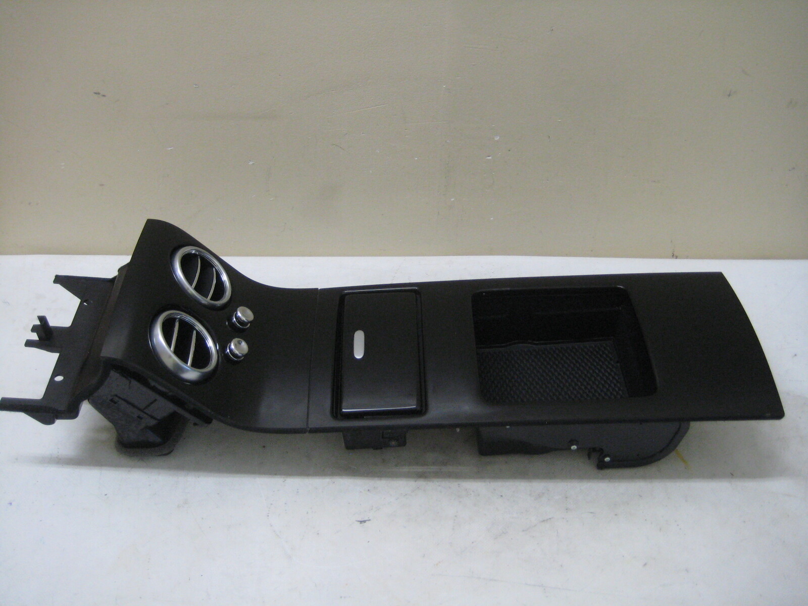 2012 - 2018 Bentley Continental GT Rear Center Console Air Vents Trim Panel Oem