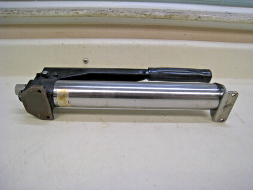 Swagelok Hydraulic Tube Swaging Unit (Hydraulic Hand Pump Only) - Picture 7 of 8