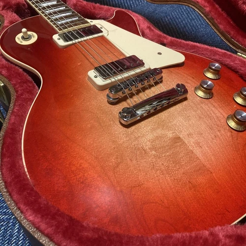 Gibson Les Paul 70S Deluxe No.MG2456