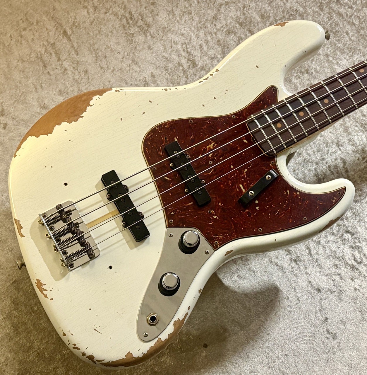 Fender Custom Shop 1961 Jazz Bass Heavy Relic - Aged Olympic White - Used Bass
