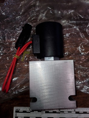 HYDRAFORCE SOLENOID PART #63594124221 VALVE W/MANIFOLD # 7024360 - Picture 3 of 9