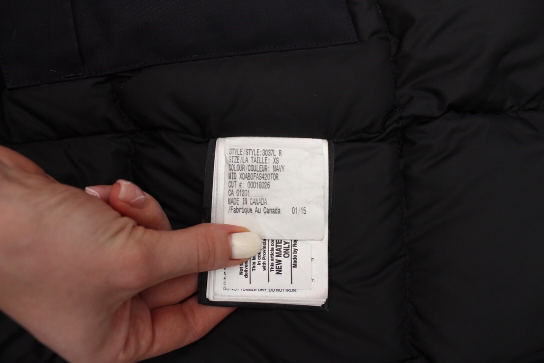 Women's CANADA GOOSE Victoria Parka Down Puffer Jacket Coat Navy Size XS image 9