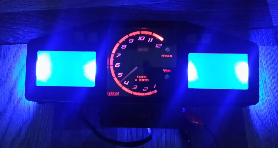led clock upgrade kit lightenUPgrade RED APRILIA FALCO — 第 3/4 张图片