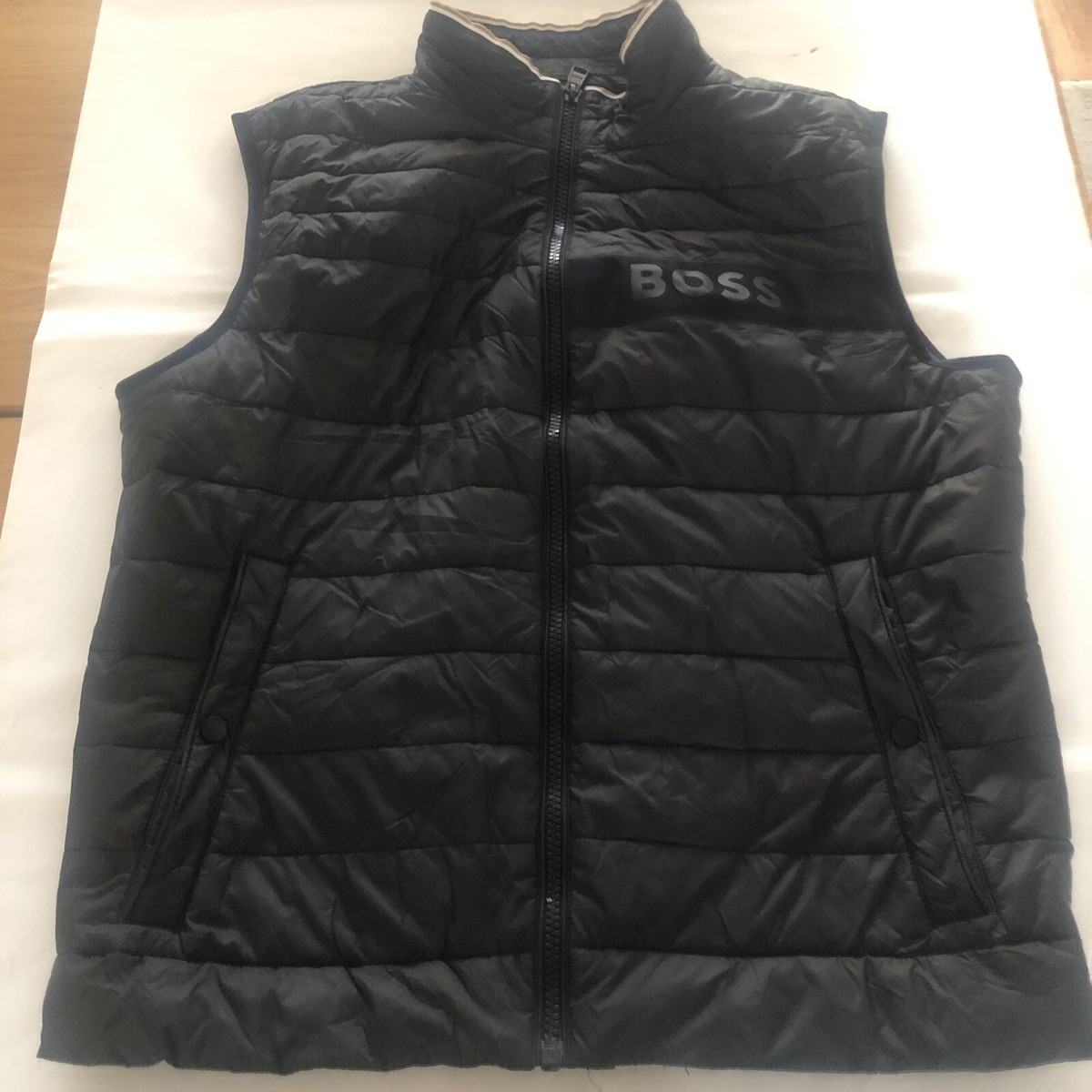 Hugo Boss Mens Black Water Repellent Gilet Size 54R UK