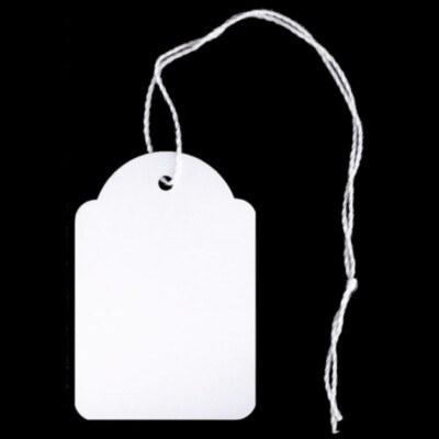 EE836= 100 Hängeetiketten 36x53 mm weiß mit Faden zu 100 Stück gebunden Karton