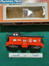 AMERICAN FLYER #4-9401 BALTIMORE & OHIO LIGHTED BAY WINDOW CABOOSE