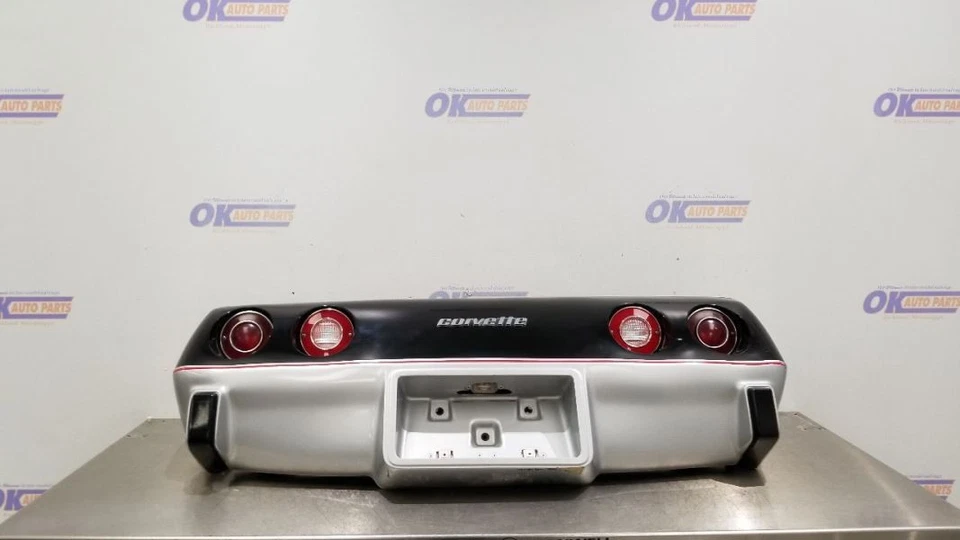 1978 CHEVY CORVETTE C3 PACE CAR COMPLETE REAR BUMPER WITH LAMPS SILVER AND BLACK - Image 2 of 4