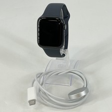 Apple Watch SE 3 44mm Midnight Aluminum GPS w/ Midnight Sport - Very Good