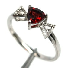 925 Sterling Silver 6 x 6 MM. Red Garnet Minimalist Ring Size 8.75