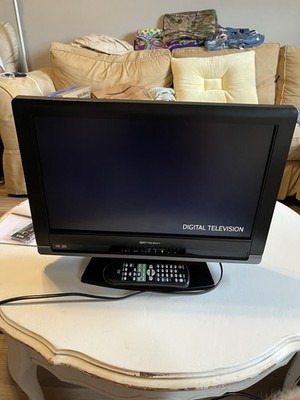 Emerson/Funai 19  LCD TV/DVD Combo Model #LD195EMX W/Remote-Gaming/Tested-Works