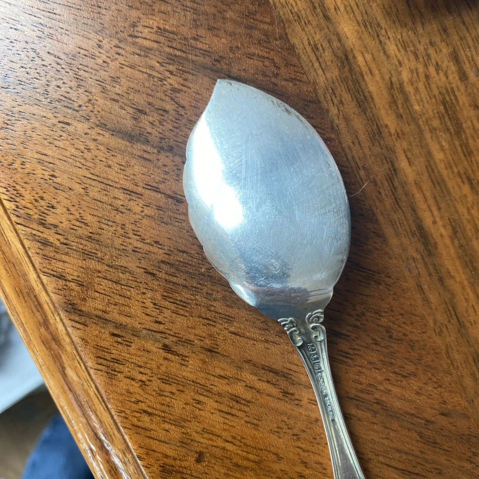 Cuchara de gelatina de plata esterlina Gorham estilo 1948 (6 1/8")... patrón Melrose Foto 4 de 4