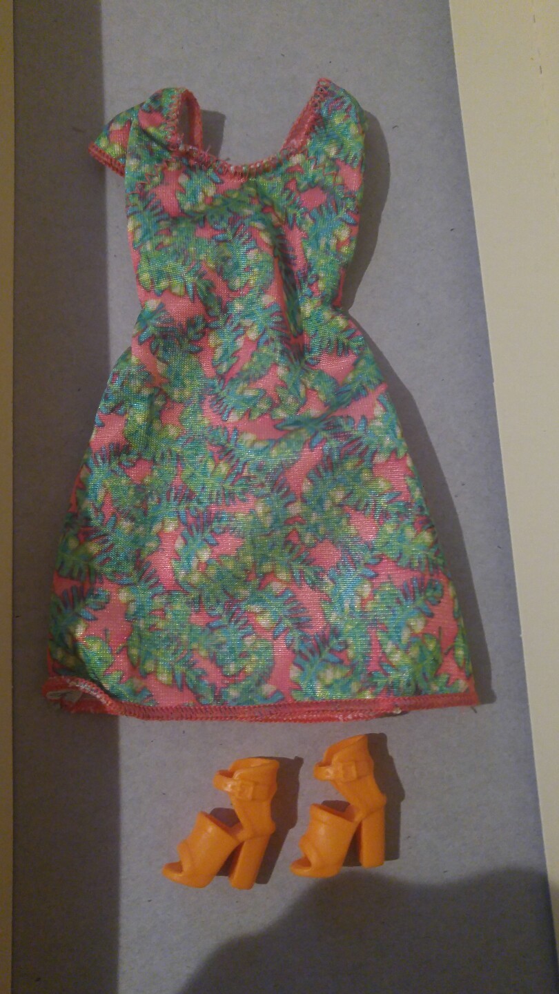 BARBIE DOLL DRESS, GREEN & ORANGE PRINT DRESS With Matching shoes eBay