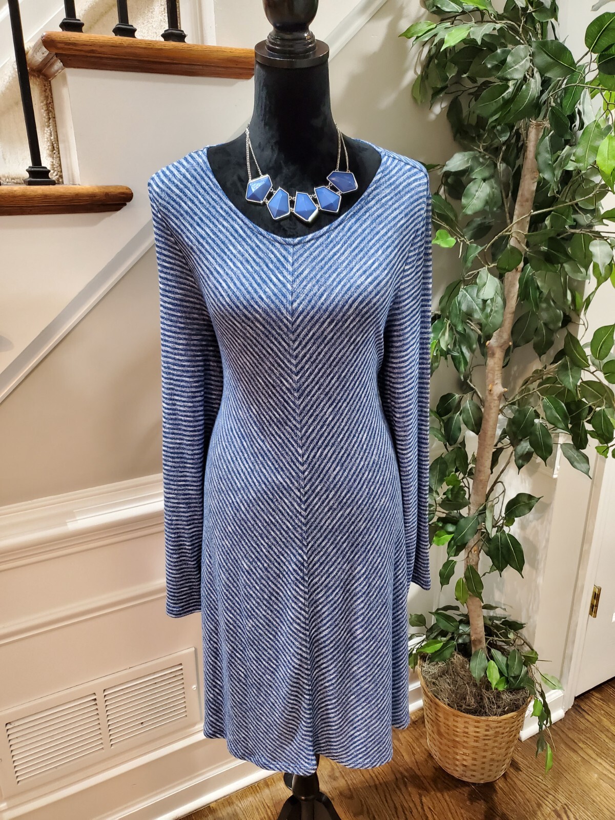 Grace Elements Women's Blue Polyester Round Neck … - image 12