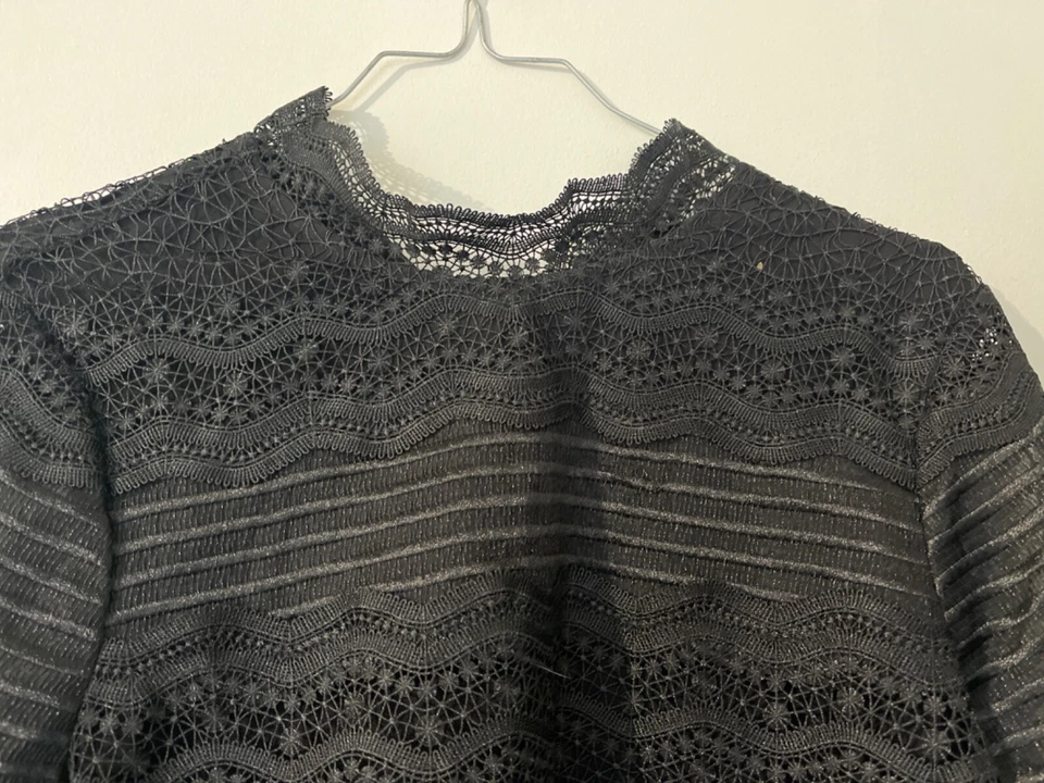 Maje blouse en dentelle noire , taille 2 - Photo 3/4