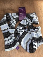 David & Young New Women’s Blue Glitter Striped Adjustable Scarf NWT Gift