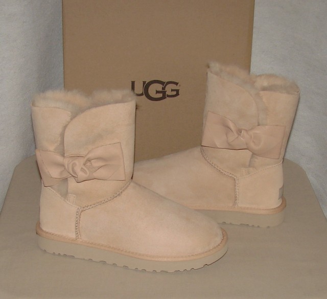 ugg daelynn boot